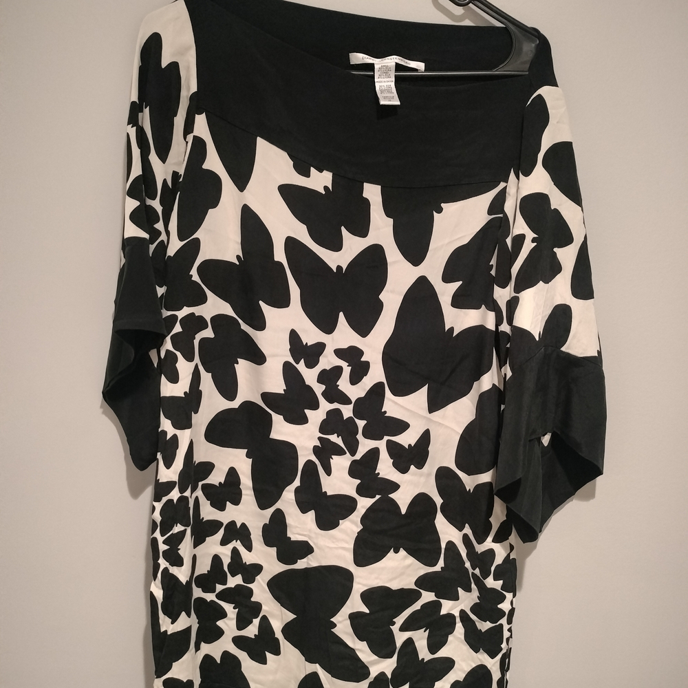 Diane Von Furstenberg Black and White Long Sleeve Dress